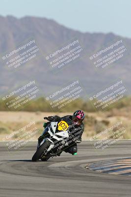 media/Oct-04-2025-CVMA (Sat) [[408bcdd6e4]]/Race 14-500-400-350 Supersport/